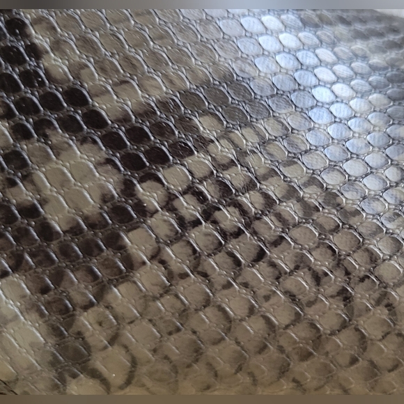 Calvin Klein Fiona Black/Army Green Snake Embossed block heel Bootie Women's 8.5 - Picture 3 of 11